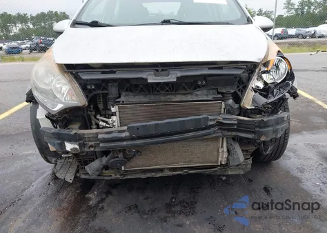 2013 Kia Rio Lx z USA, uszkodzony, nr VIN KNADM5A33D6174642